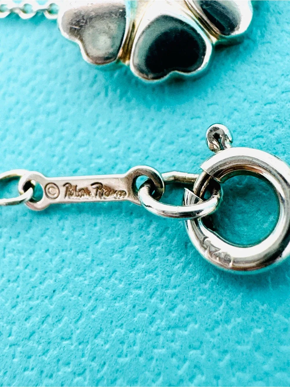 Authentic Tiffany & Co. Paloma Picasso Crown Of Hearts Diamond Pendant Necklace.